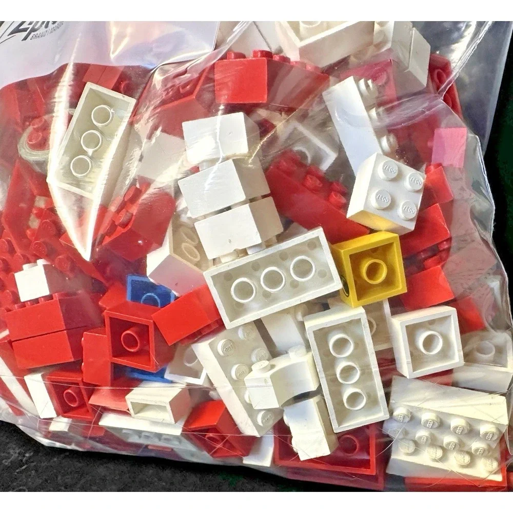 Vintage LEGO Building Box Pieces - Oven 100+ blocks included in set - Picture 9 of 13